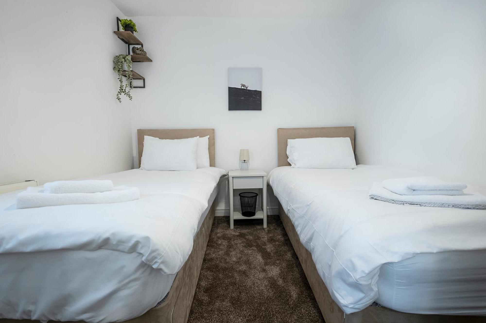 Coventry Business Stay House Екстериор снимка