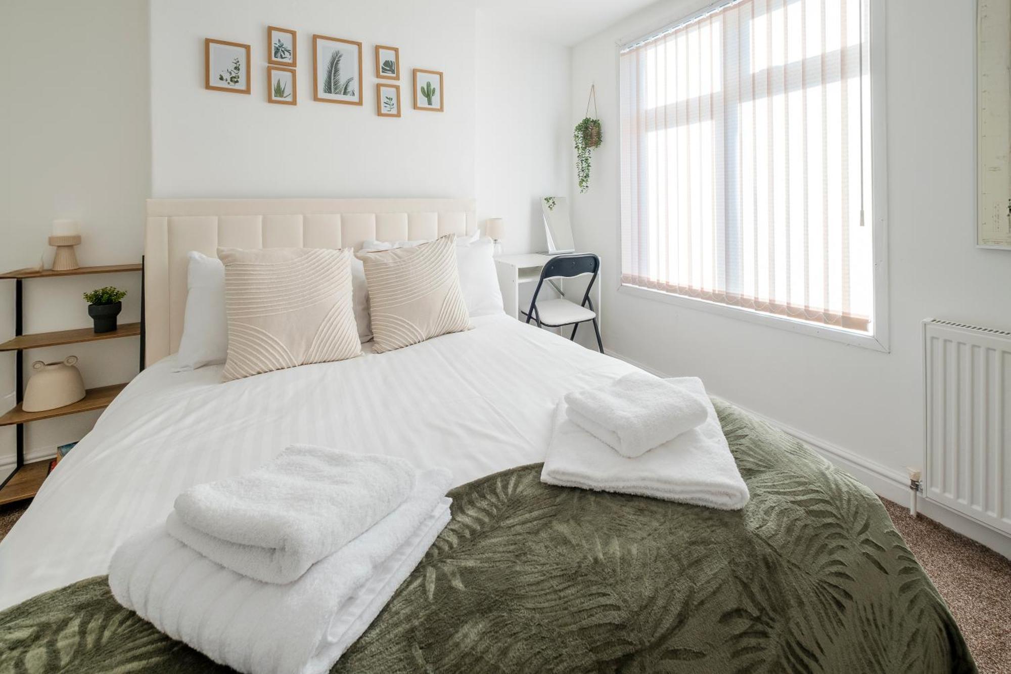 Coventry Business Stay House Екстериор снимка