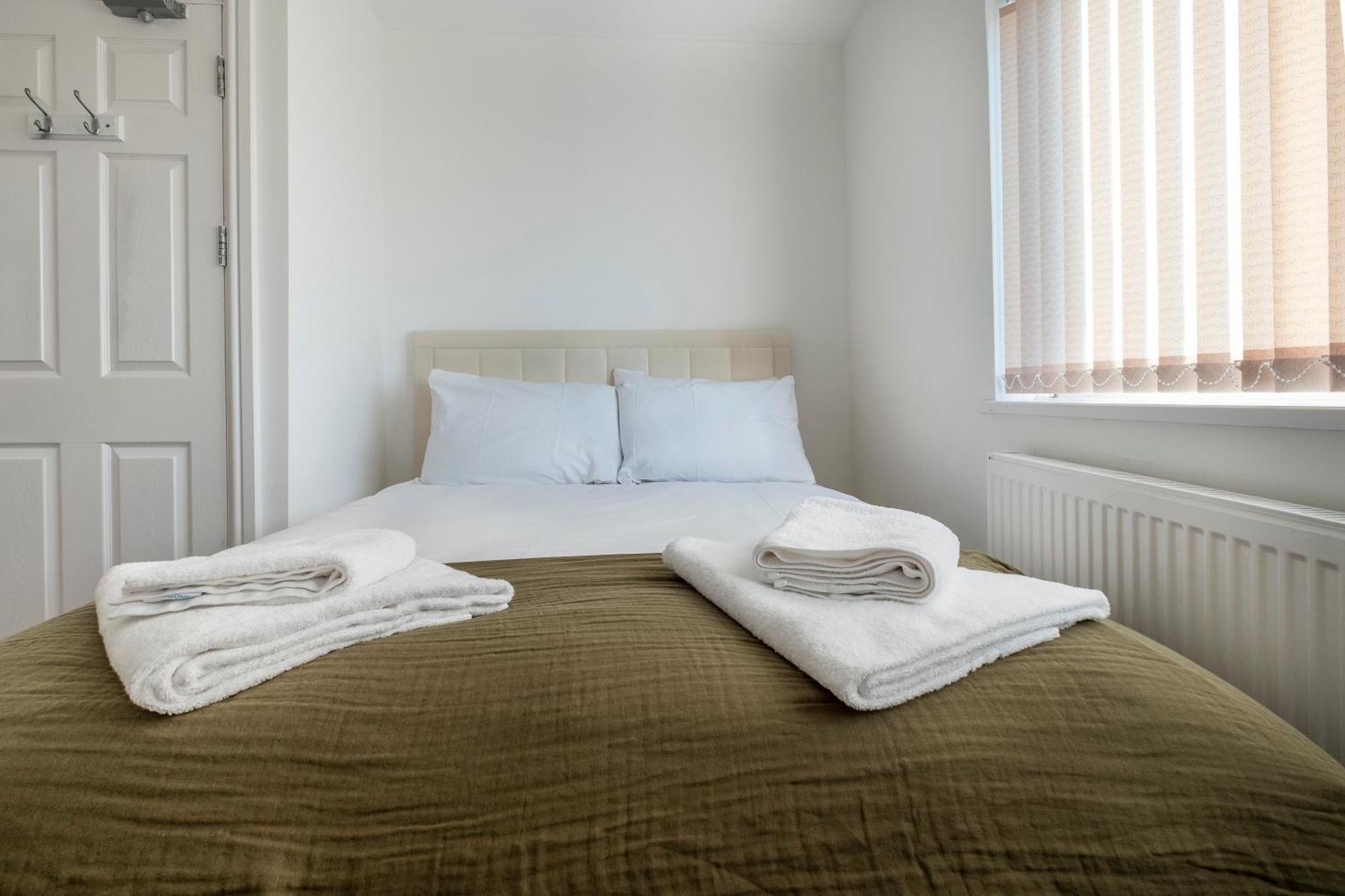 Coventry Business Stay House Екстериор снимка