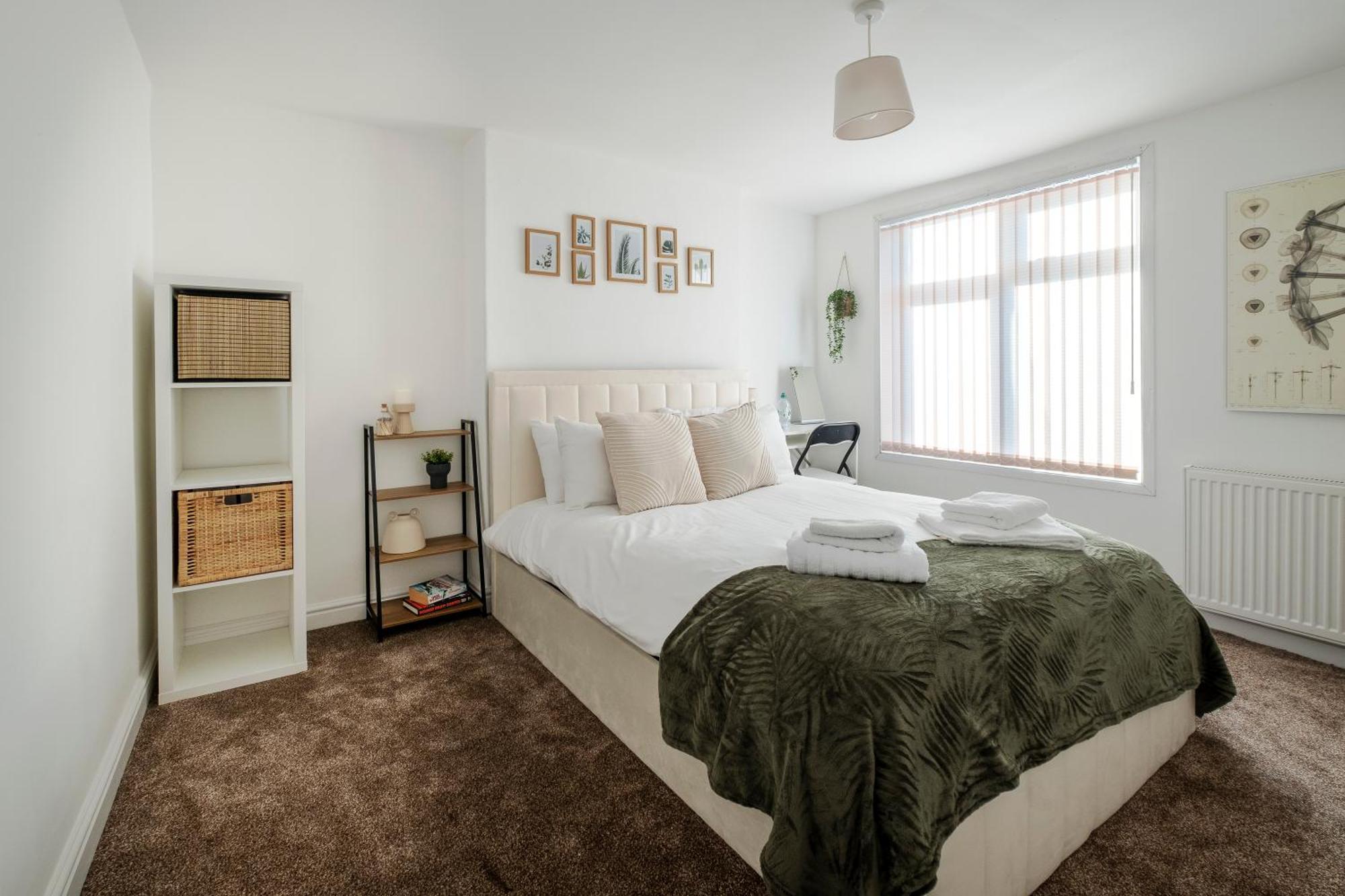Coventry Business Stay House Екстериор снимка